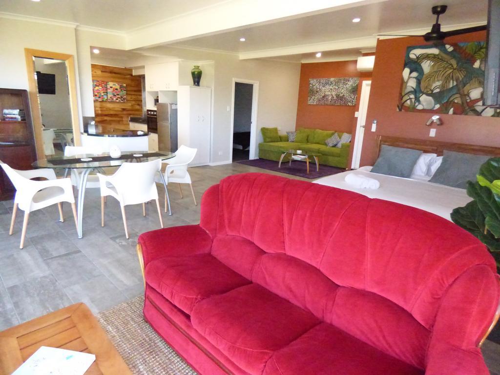 Arthouse Beachfront Accommodation Emerald Beach Zewnętrze zdjęcie