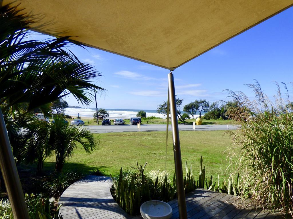 Arthouse Beachfront Accommodation Emerald Beach Zewnętrze zdjęcie
